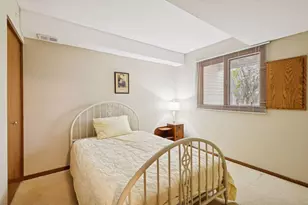 9947 Cavell Ave S, Bloomington, MN 55438 - Photo 25