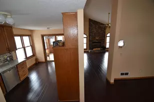 5700 Willow Trail, Shoreview, MN 55126 - Photo 9