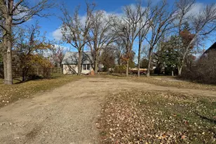 311 Roosevelt Rd SW, Bemidji, MN 56601 - Photo 5