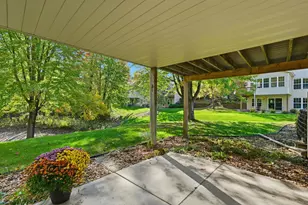 174 Wedgewood Dr, Mahtomedi, MN 55115 - Photo 23