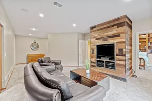 3100 County Road 101 S, Wayzata, MN 55391 - Photo 29