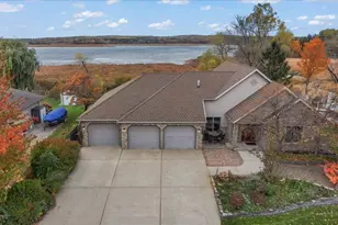 410 Sundown Dr, Avon, MN 56310 - Photo 3