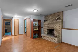 13147 Thomas Ave S, Burnsville, MN 55337 - Photo 15