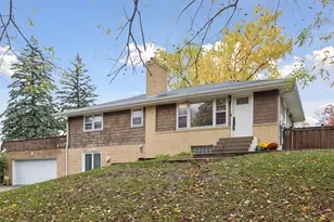 1102 Carlton Dr, Arden Hills, MN 55112 - Photo 1