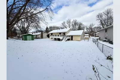 7331 Berkshire Way, Maple Grove, MN 55311 - Photo 3