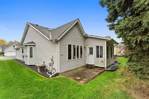 3434 Silver Ln NE, Saint Paul, MN 55421 - Photo 3