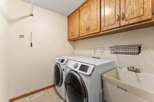 3434 Silver Ln NE, Saint Paul, MN 55421 - Photo 27