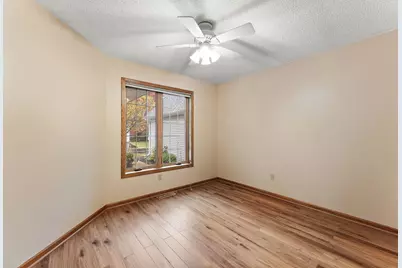 3434 Silver Lane NE, Saint Paul, MN 55421 - Photo 19