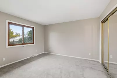 2824 84th Avenue N, Brooklyn Park, MN 55444 - Photo 9