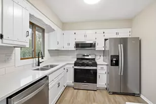 2824 84th Ave N, Brooklyn Park, MN 55444 - Photo 5