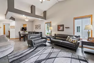 6366 156th St W, Apple Valley, MN 55124 - Photo 11