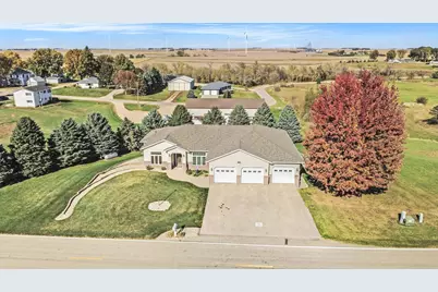 505 E 2nd Avenue, Beaver Creek, MN 56116 - Photo 1