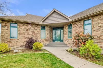 6425 15th Street S, Fargo, ND 58104 - Photo 3