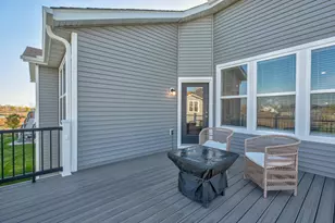 7582 Oak Hl Rd, Woodbury, MN 55129 - Photo 15