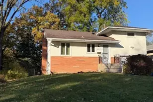 2923 France Ave N, Robbinsdale, MN 55422 - Photo 1