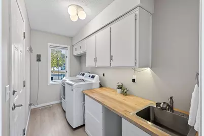 4645 Balsam Lane N, Plymouth, MN 55442 - Photo 11