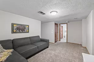 4645 Balsam Ln N, Plymouth, MN 55442 - Photo 23