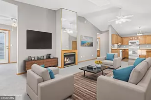 14812 58th St N, Oak Park Heights, MN 55082 - Photo 7