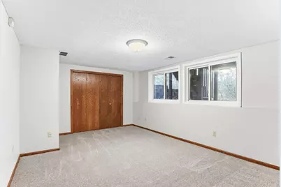 22065 Cottonwood Street NW, Oak Grove, MN 55011 - Photo 21