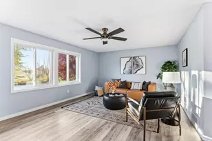 22065 Cottonwood St NW, Oak Grove, MN 55011 - Photo 5