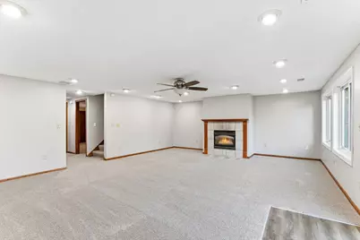 22065 Cottonwood Street NW, Oak Grove, MN 55011 - Photo 19