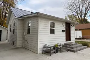 506 16th St, Windom, MN 56101 - Photo 3