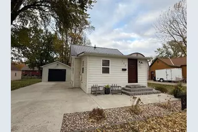 506 16th Street, Windom, MN 56101 - Photo 1