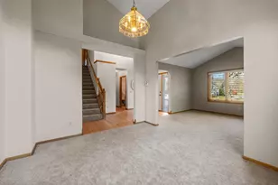 9780 170th St W, Lakeville, MN 55044 - Photo 11