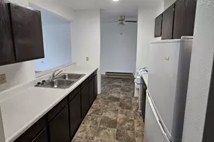 306 S East St, Caledonia, MN 55921 - Photo 3