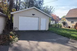 926 Wilson Ave, Saint Paul, MN 55106 - Photo 3