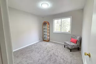 4174 Oakcrest Dr, Vadnais Heights, MN 55127 - Photo 25