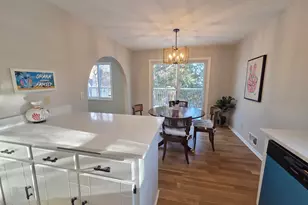 4174 Oakcrest Dr, Vadnais Heights, MN 55127 - Photo 9