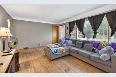 442 White Bear Avenue N, Saint Paul, MN 55106 - Photo 5