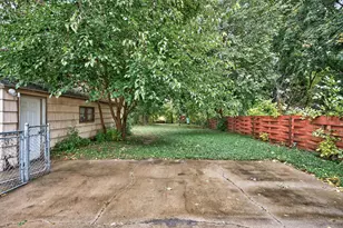 442 White Bear Ave N, Saint Paul, MN 55106 - Photo 31