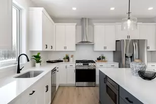 4842 Baker Reserve Ln Ln, Maple Plain, MN 55359 - Photo 5