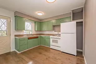 411 W Nokomis St, Osakis, MN 56360 - Photo 9