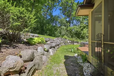 1932 Baihly Estates Lane SW, Rochester, MN 55902 - Photo 65