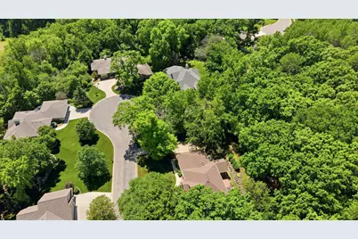 1932 Baihly Estates Lane SW, Rochester, MN 55902 - Photo 73