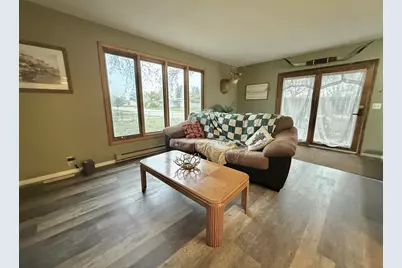 422 Arnold Avenue S, Thief River Falls, MN 56701 - Photo 13