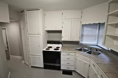 113 6th Avenue N, Fargo, ND 58102 - Photo 3