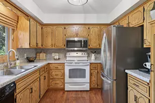 8860 Hilltop Dr, Saint Bonifacius, MN 55375 - Photo 29