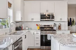 6388 Jeffery Ave S, Cottage Grove, MN 55016 - Photo 15