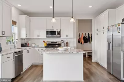 6388 Jeffery Avenue S, Cottage Grove, MN 55016 - Photo 13