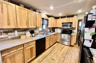 704 S Minnesota St, Redwood Falls, MN 56283 - Photo 11