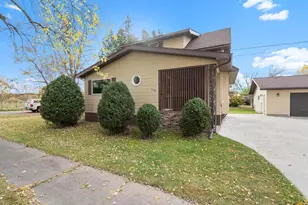 1702 N 60th St, Superior, WI 54880 - Photo 3