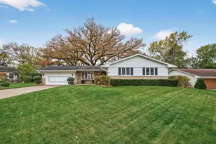 7610 Alden Way NE, Fridley, MN 55432 - Photo 3