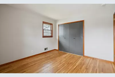 1105 Greystone Avenue N, Oakdale, MN 55128 - Photo 7