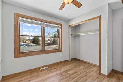 3845 Hale Avenue N, Oakdale, MN 55128 - Photo 9