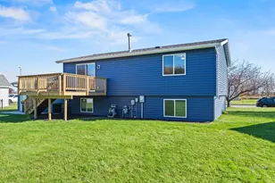 1110 Eulaine Cir, Hammond, WI 54015 - Photo 27