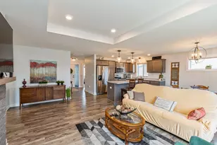 413 Fawn Run, Kenyon, MN 55946 - Photo 7